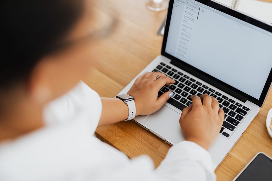 Écrire des emails efficaces (et plus courts) — couverture