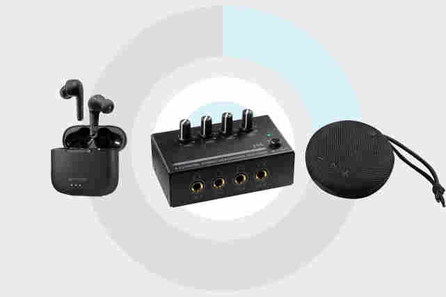 ProCaster TW-12 ANC -vastamelunappikuulokkeet, ProCaster AMP-H4 -kuulokevahvistin ja ProCaster OZC-01 Bluetooth-kaiutin.