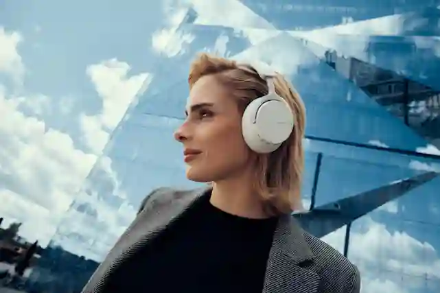 Person wearing Aventho headphones