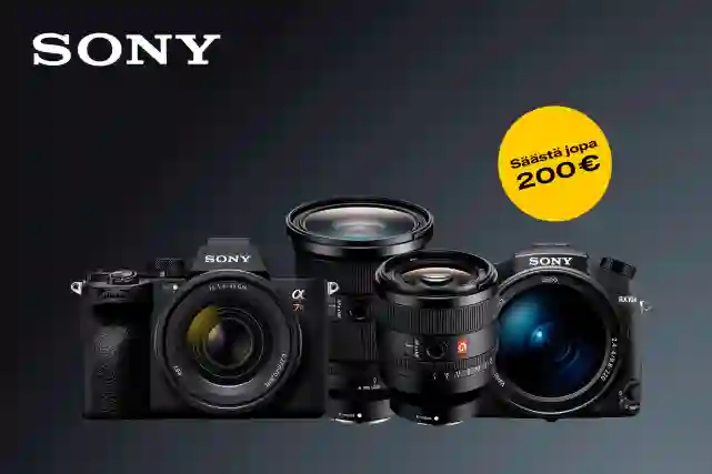 Sony-kameroita ja -objektiiveja tummalla taustalla