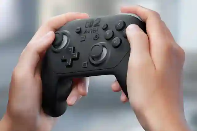 Nintendo Switch 2 Pro Controller peliohjain. Katso kaikki Switch 2 -peliohjaimet ja tarvikkeet!