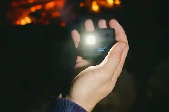 GoPron LED-valo salama päällä.