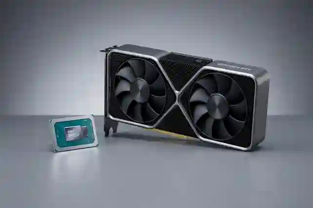 Kuvassa vierekkäin iGPU, joka on intregroitu näytönohjain kannettavassa tietokoneessa ja sitten isompi GPU, joka on pöytäkoneen näytönohjain.