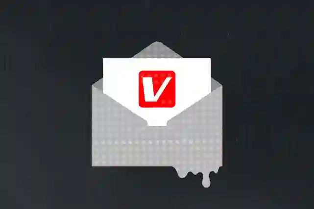 Tilaa uutiskirje. Kuva kirjekuoresta jonka sisällä on paperi V-logolla painettuna.