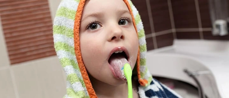 Brushing your tongue properly