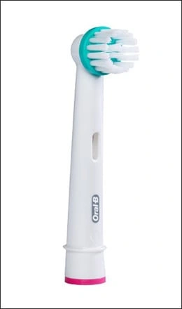 Photo showing a Oral-B Ortho power brush head
