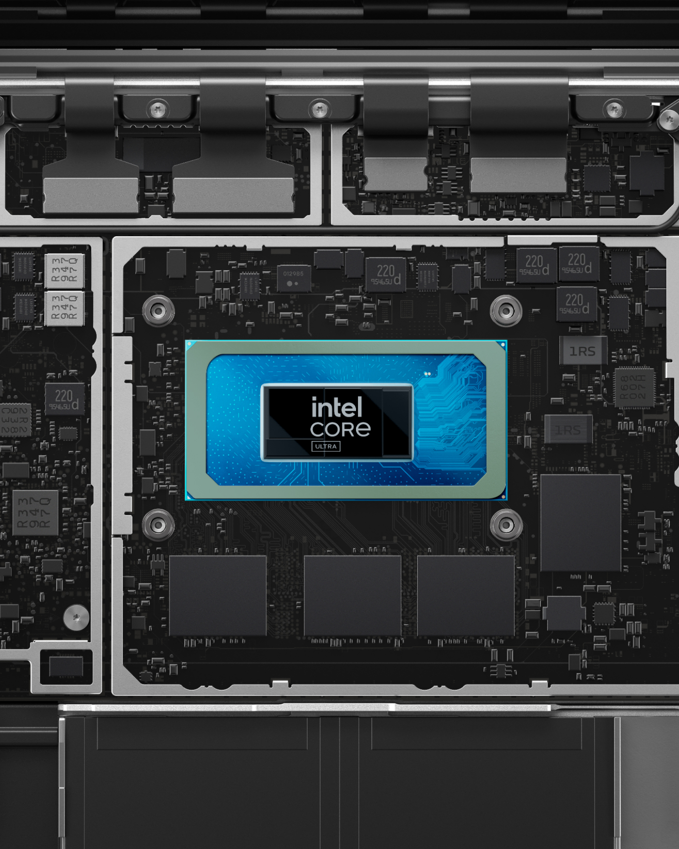 MSFT-SCom-Laptop-Editorial-Card-Section1-Card1-Desktop-poster-1400x1750-0914