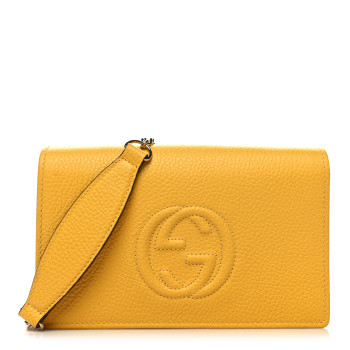 Pebbled Calfskin Soho Wallet On Chain New Buttercup