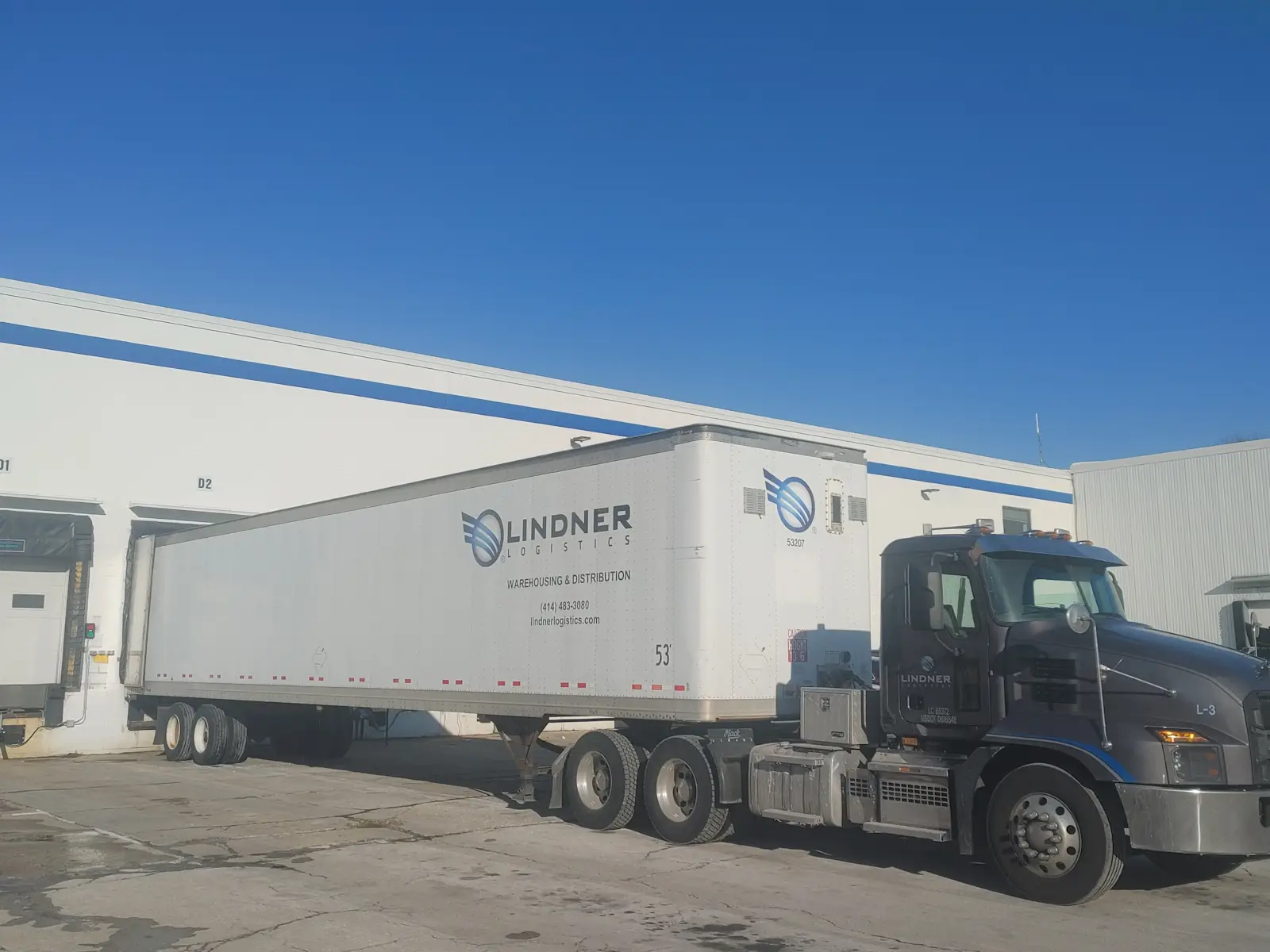 Lindner truck 