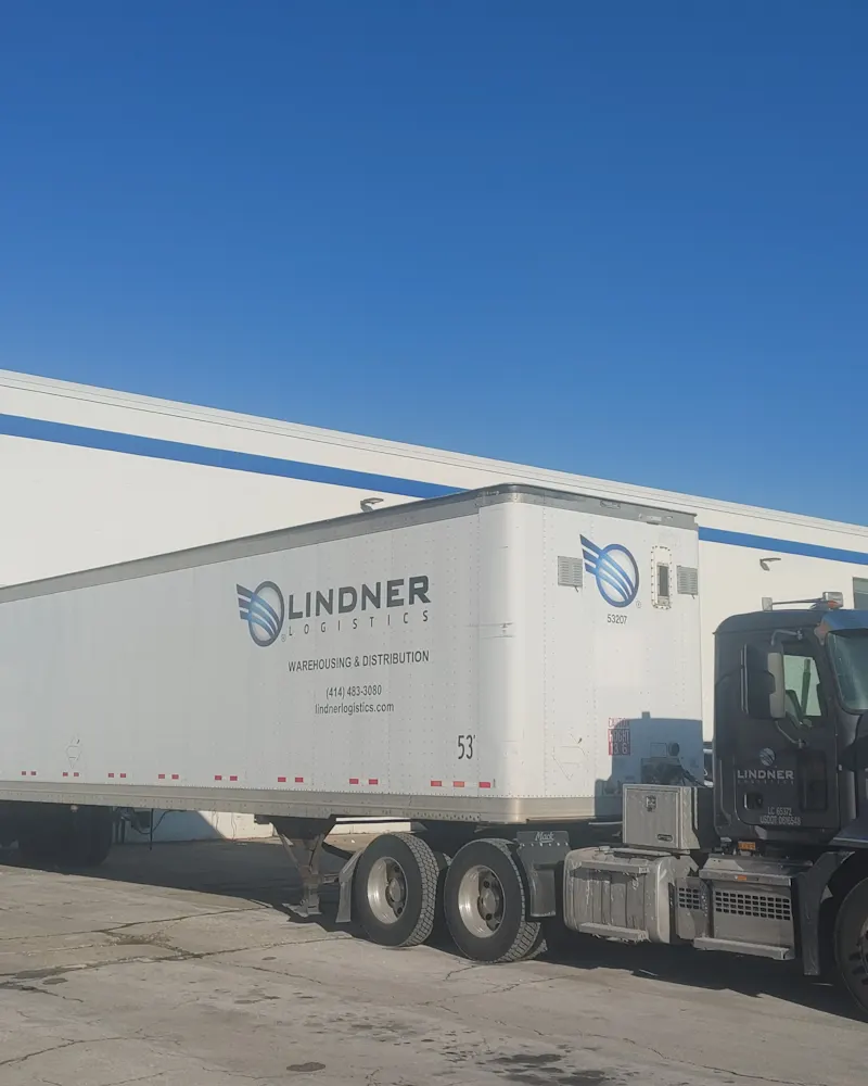 Lindner truck