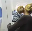 Viajando de avião com um bebê