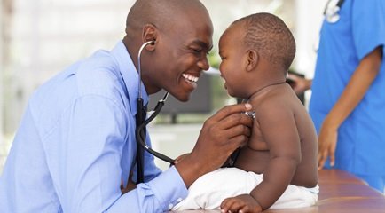 A101 Consulta médica do bebê de 9 meses