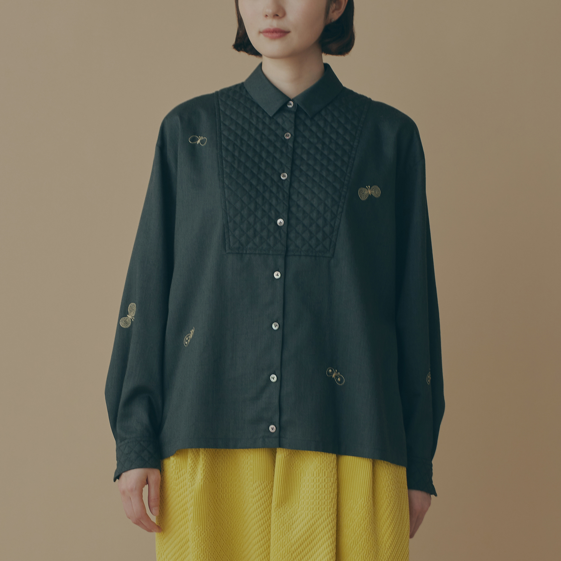 mina perhonen 刺繍入り ライトグリーンチュニック 半袖 mina perhonen 刺繍入り ライトグリーンチュニック 半袖 2025年