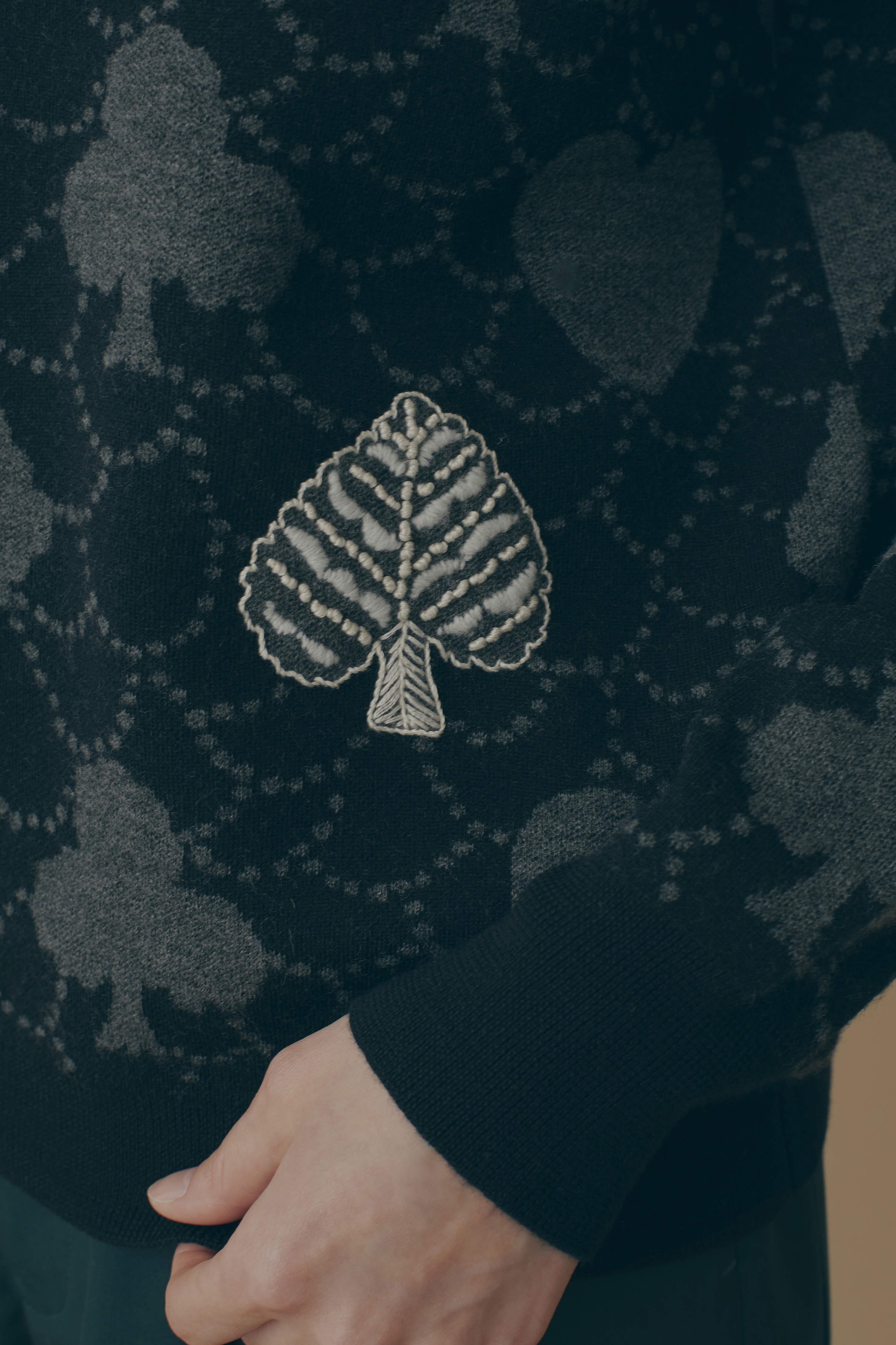 forest card ニットプルオーバー - minä perhonen