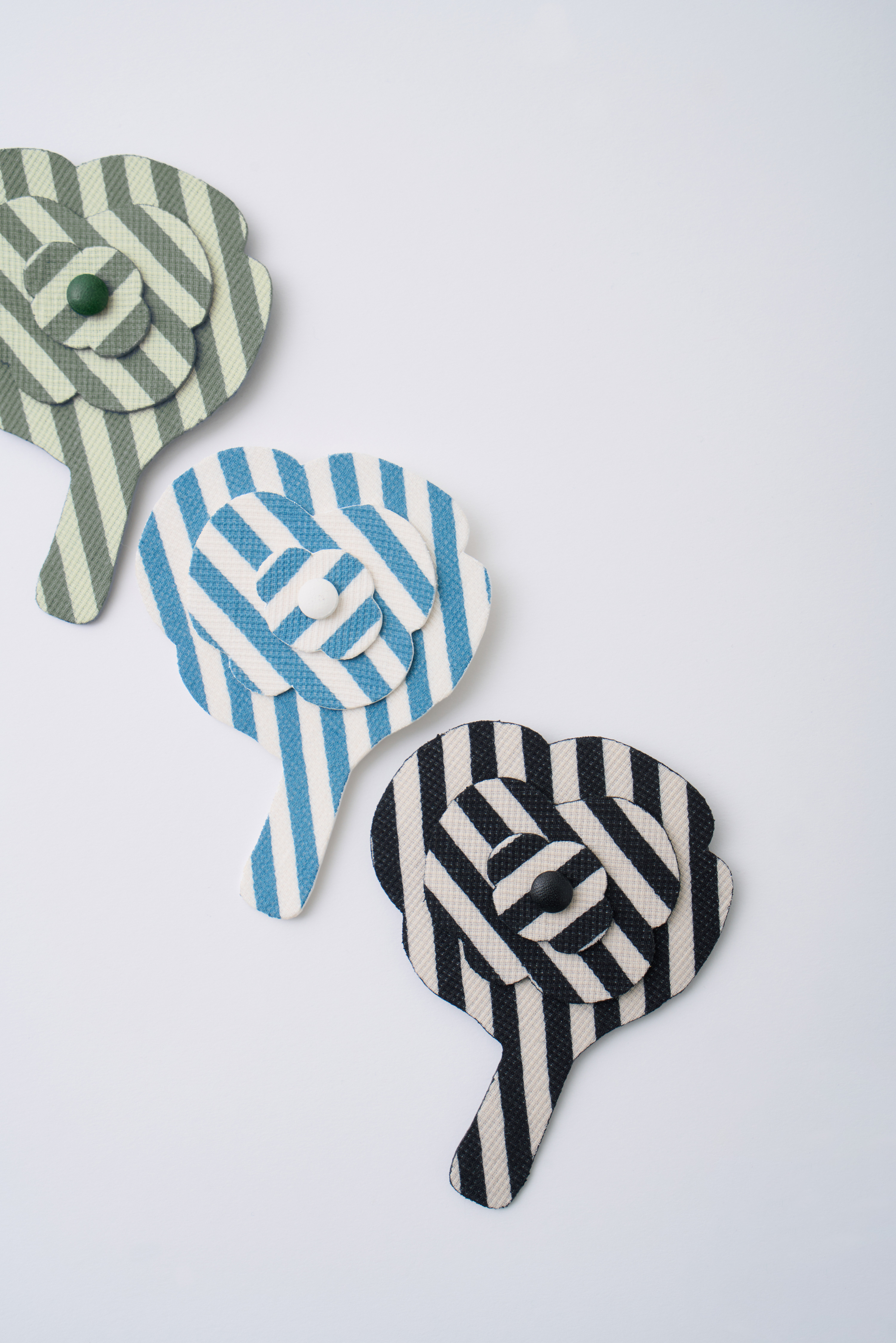 ミナペルホネン　light dance コサージュ mina perhonen sound drop コサージュ (bouquet) - ミナ