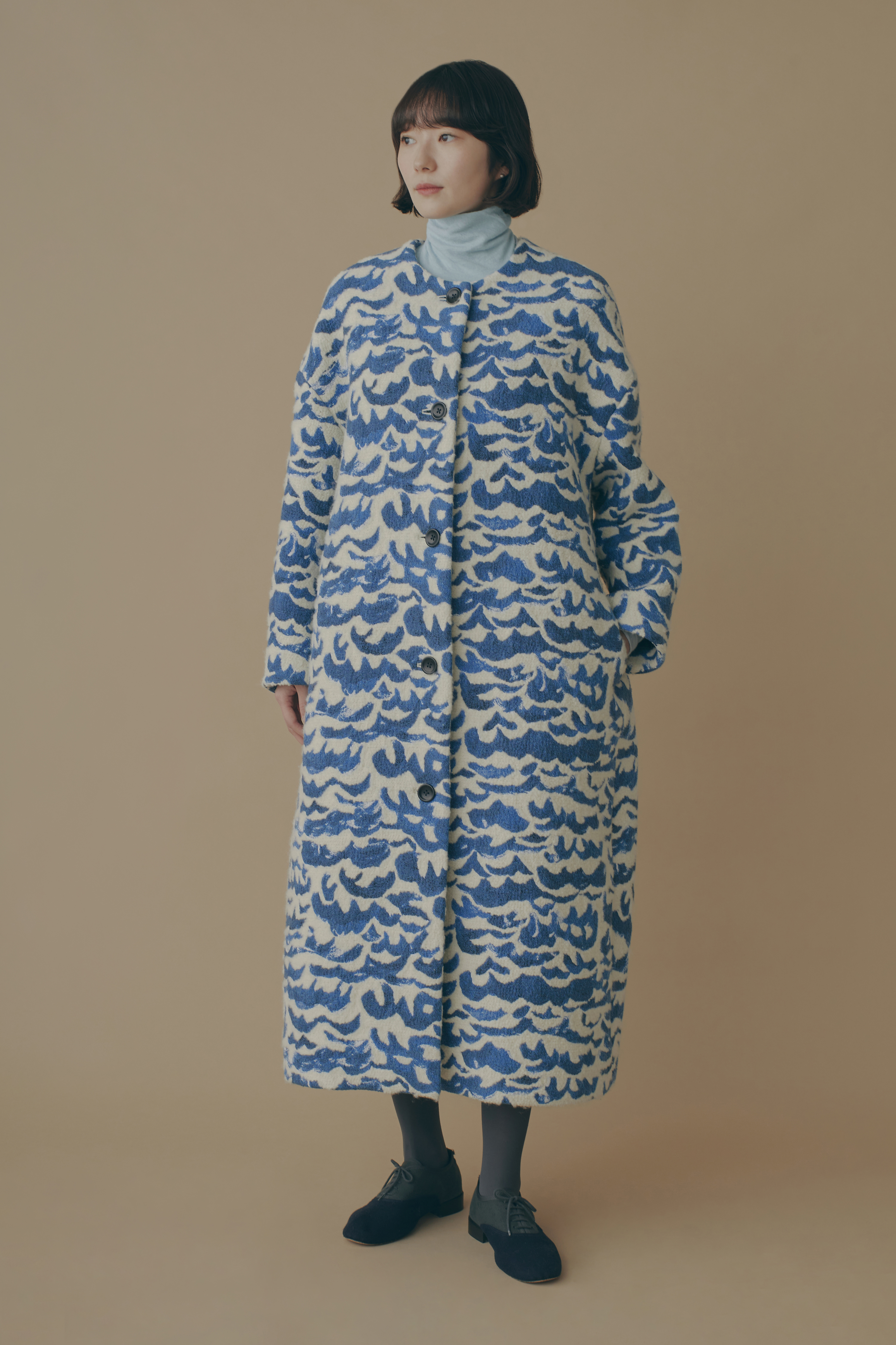 kolor 22SS スプリングコート スカイブルー sea sky クルーネックコート - minä perhonen