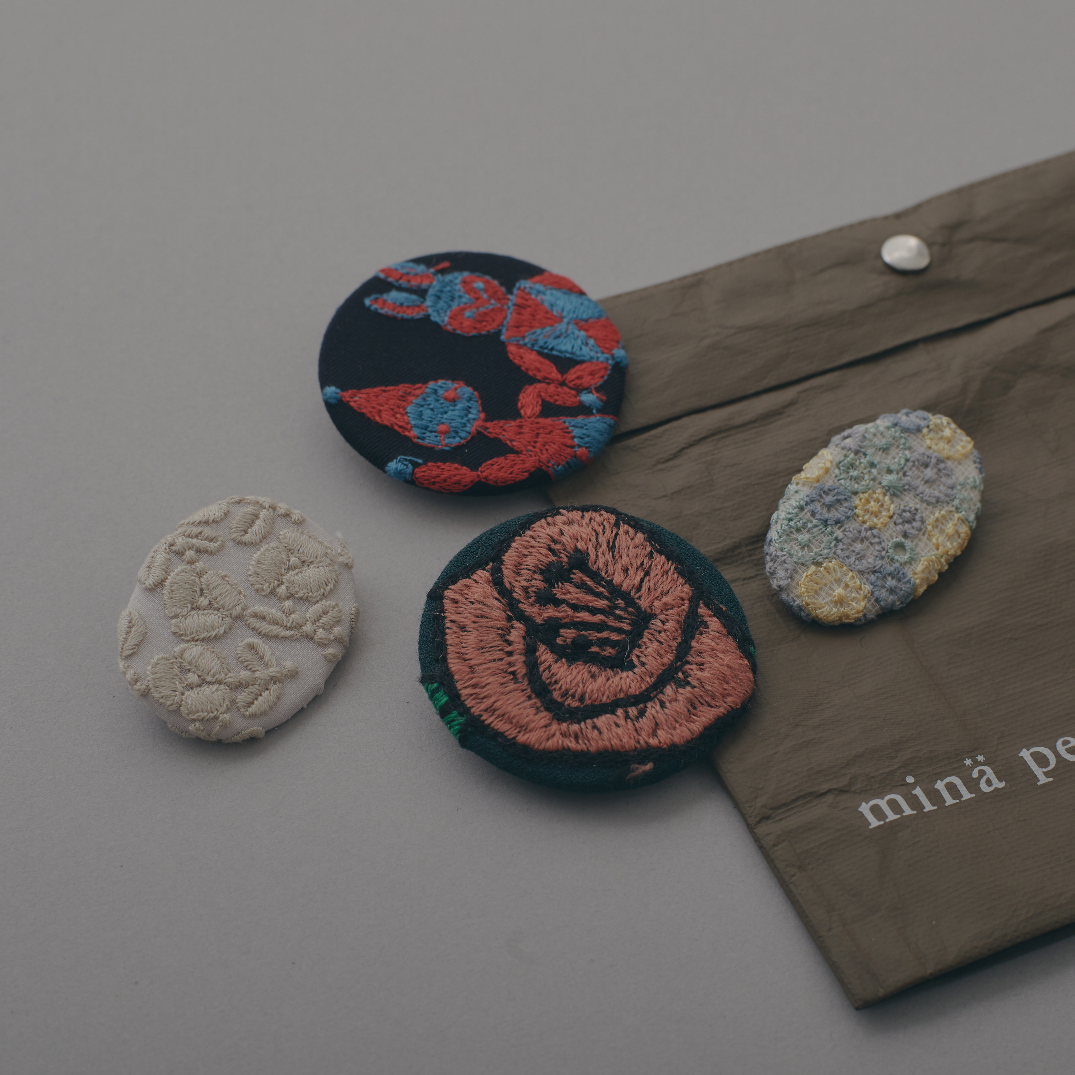 ミナペルホネン♡サンキューベリーバッジ