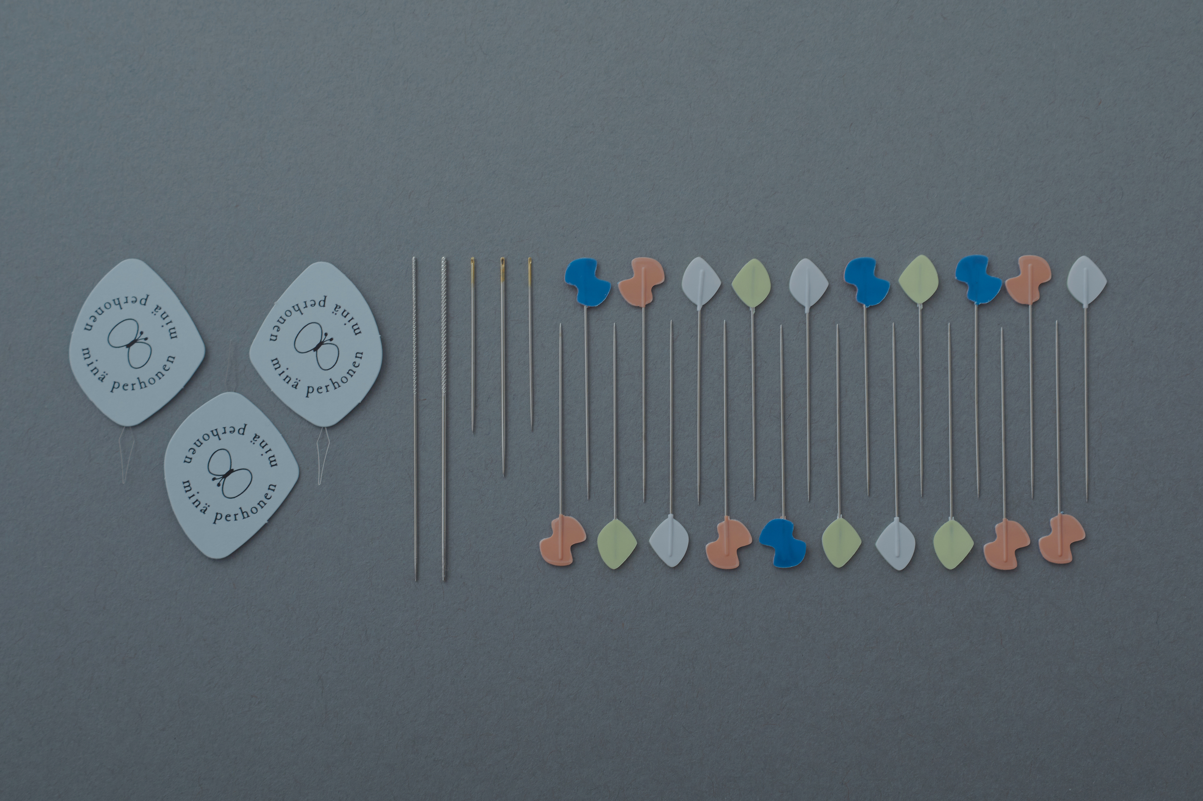 ① ミナペルホネン　sewing needle set