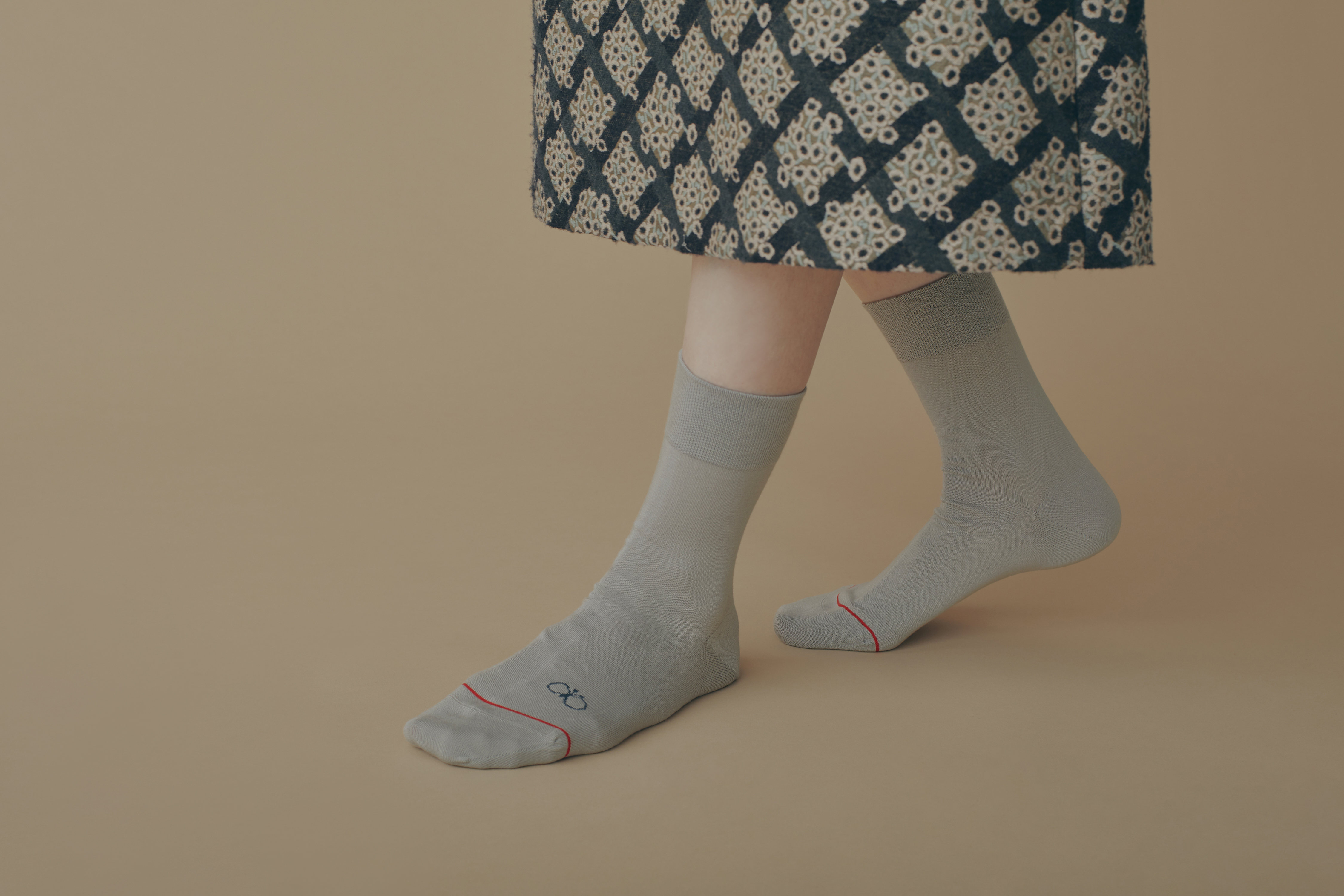 未使用品 希少minaperhonen ハットchoucho刺繍 mina perhonen - ミナペルホネン choucho ネイビー 大きめはぎれ