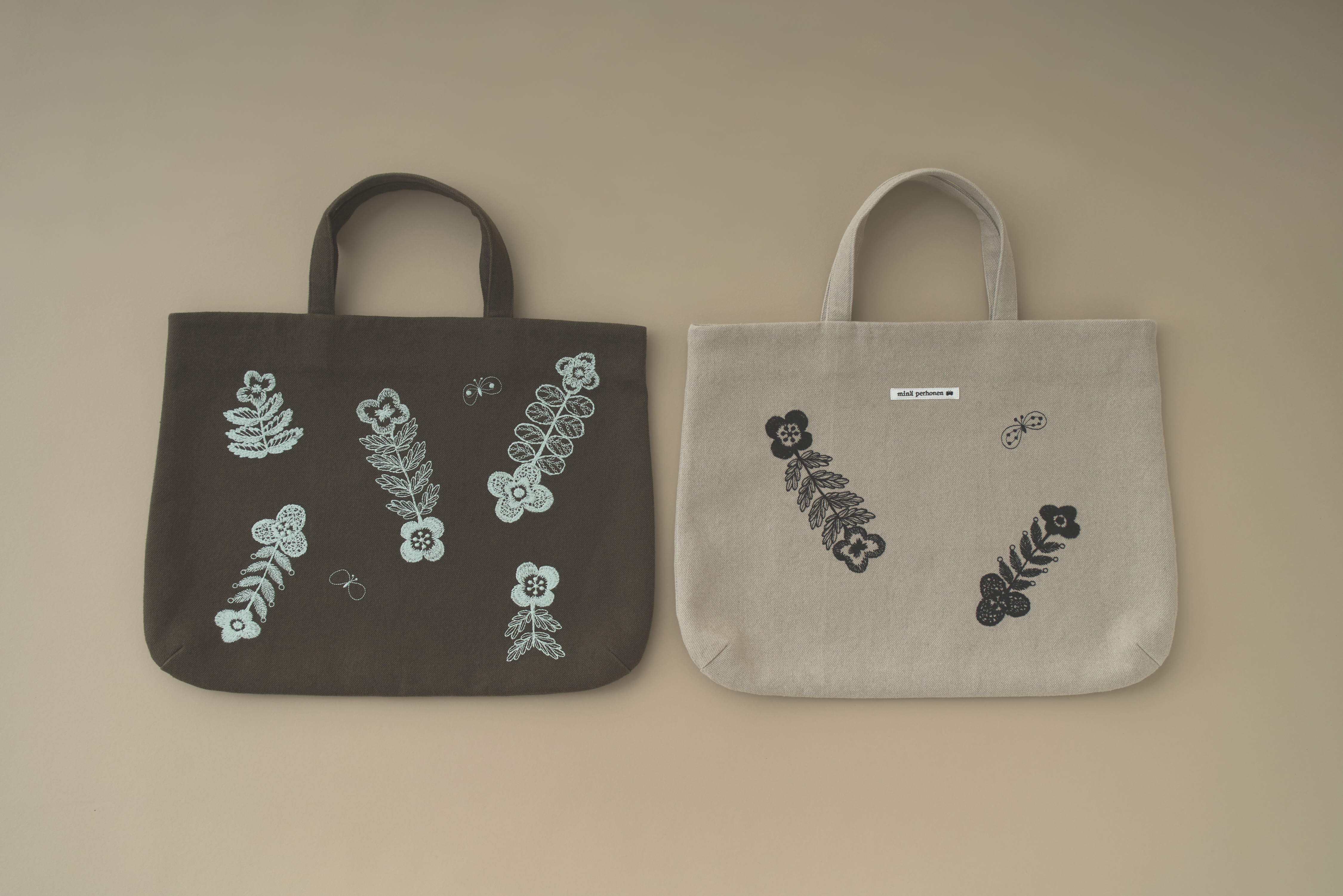 minä perhonen トートバッグ 木の刺繍 metsä バッグ - minä perhonen