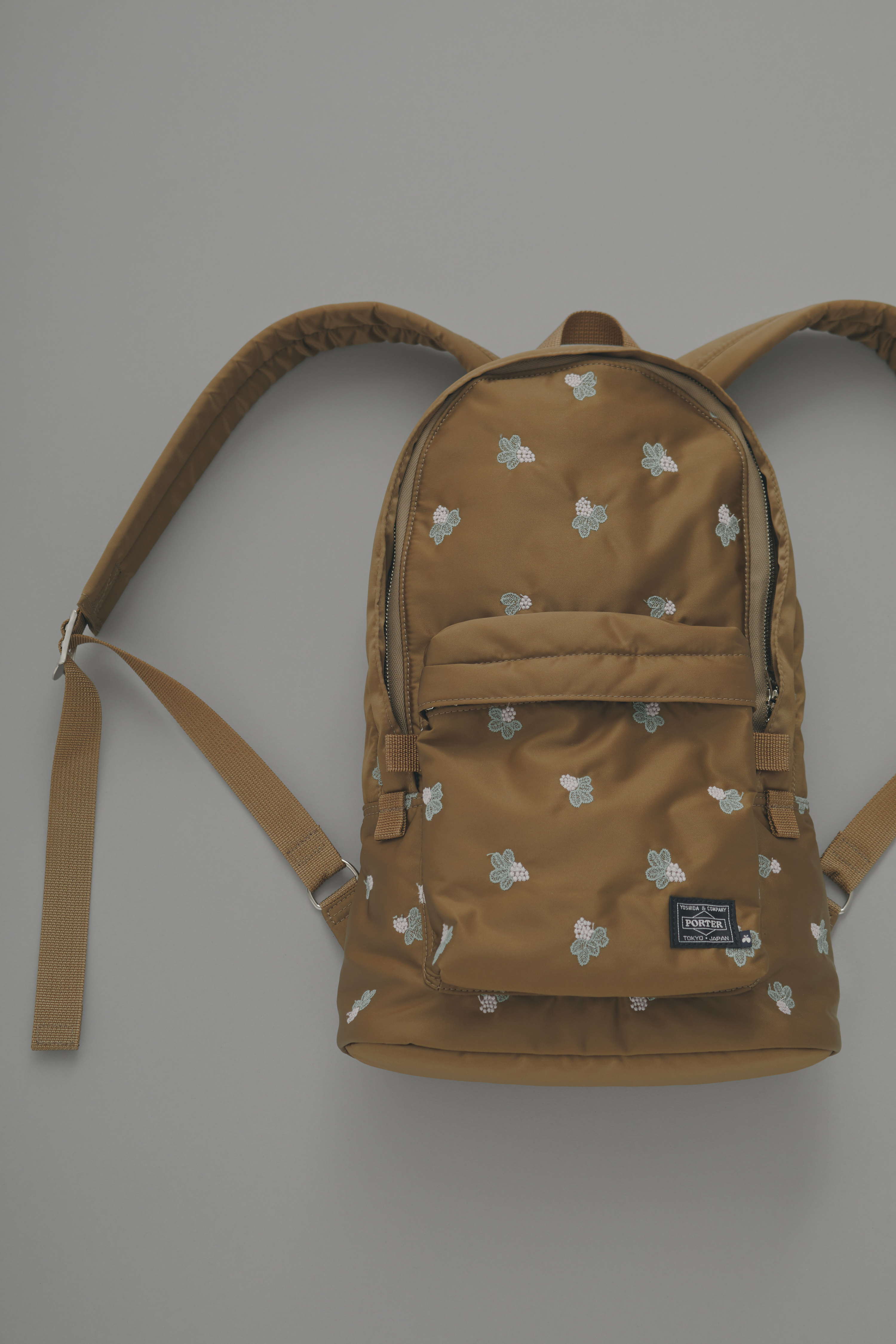 light berry DAYPACK - minä perhonen