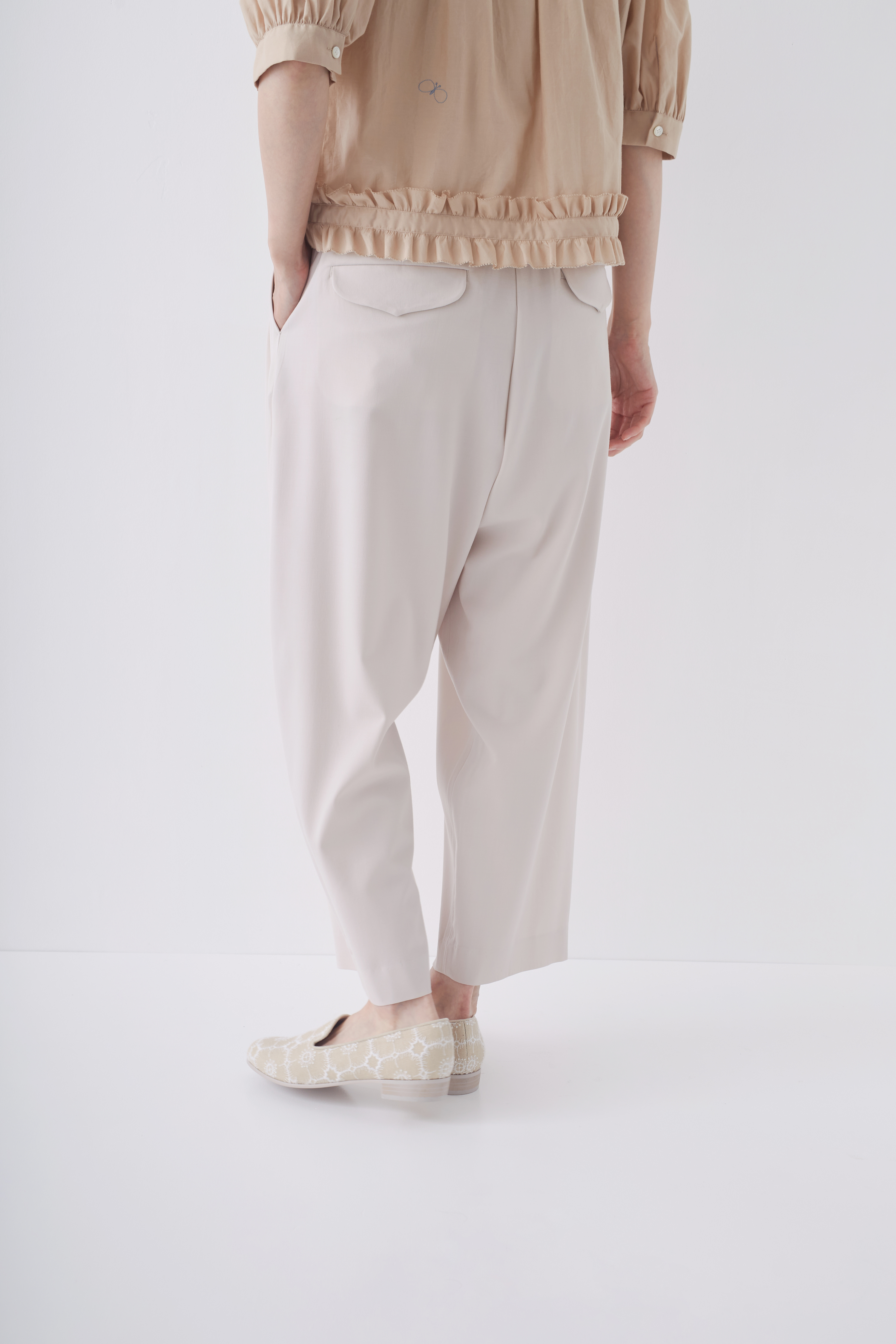 新品・未使用 mina perhonen foggy roadパンツ白 36 新品・未使用 mina perhonen foggy roadパンツ白 36 - メルカリ