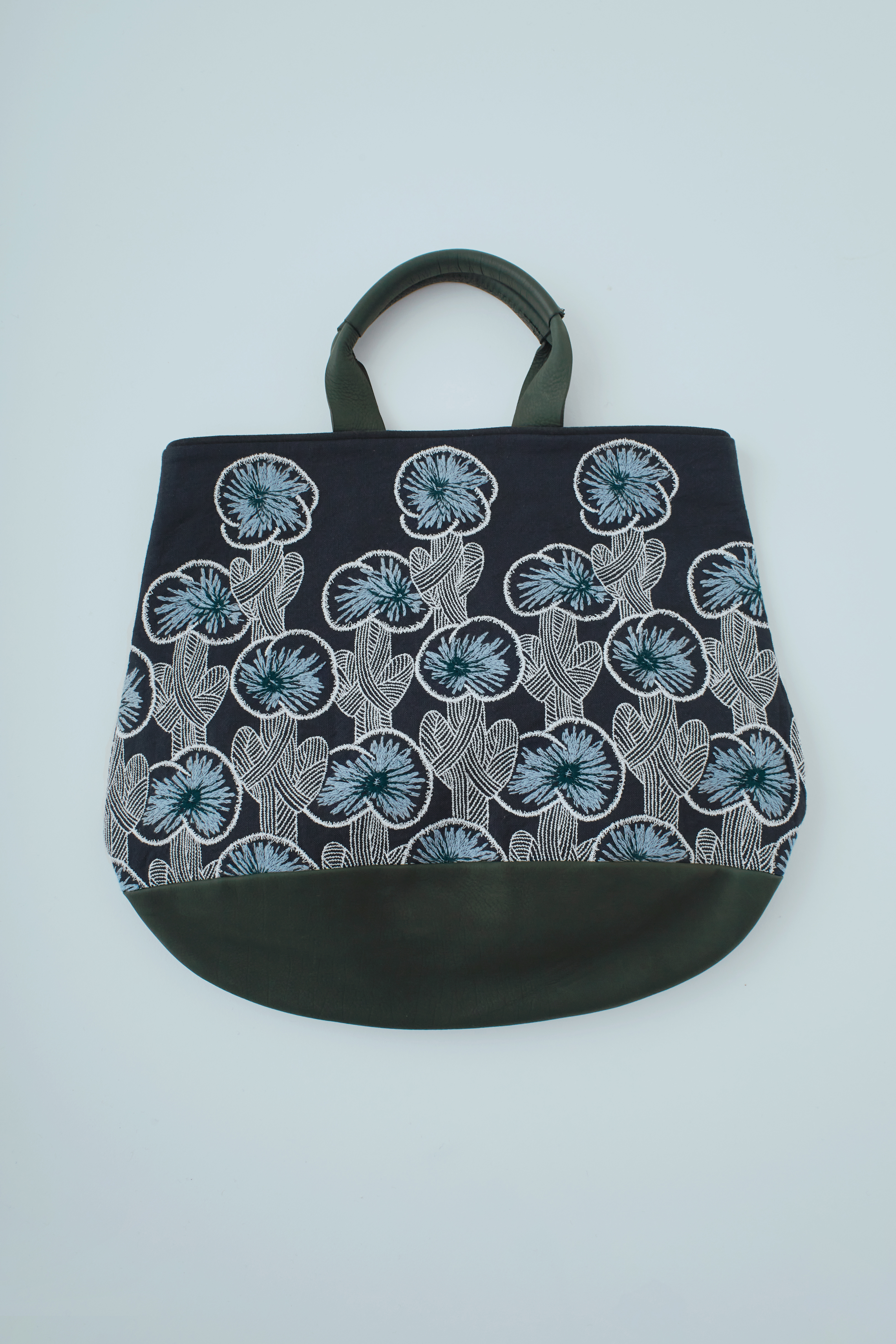 未開封新品 ミナペルホネン バッグ ハナカゼ hanakaze pear bag ...