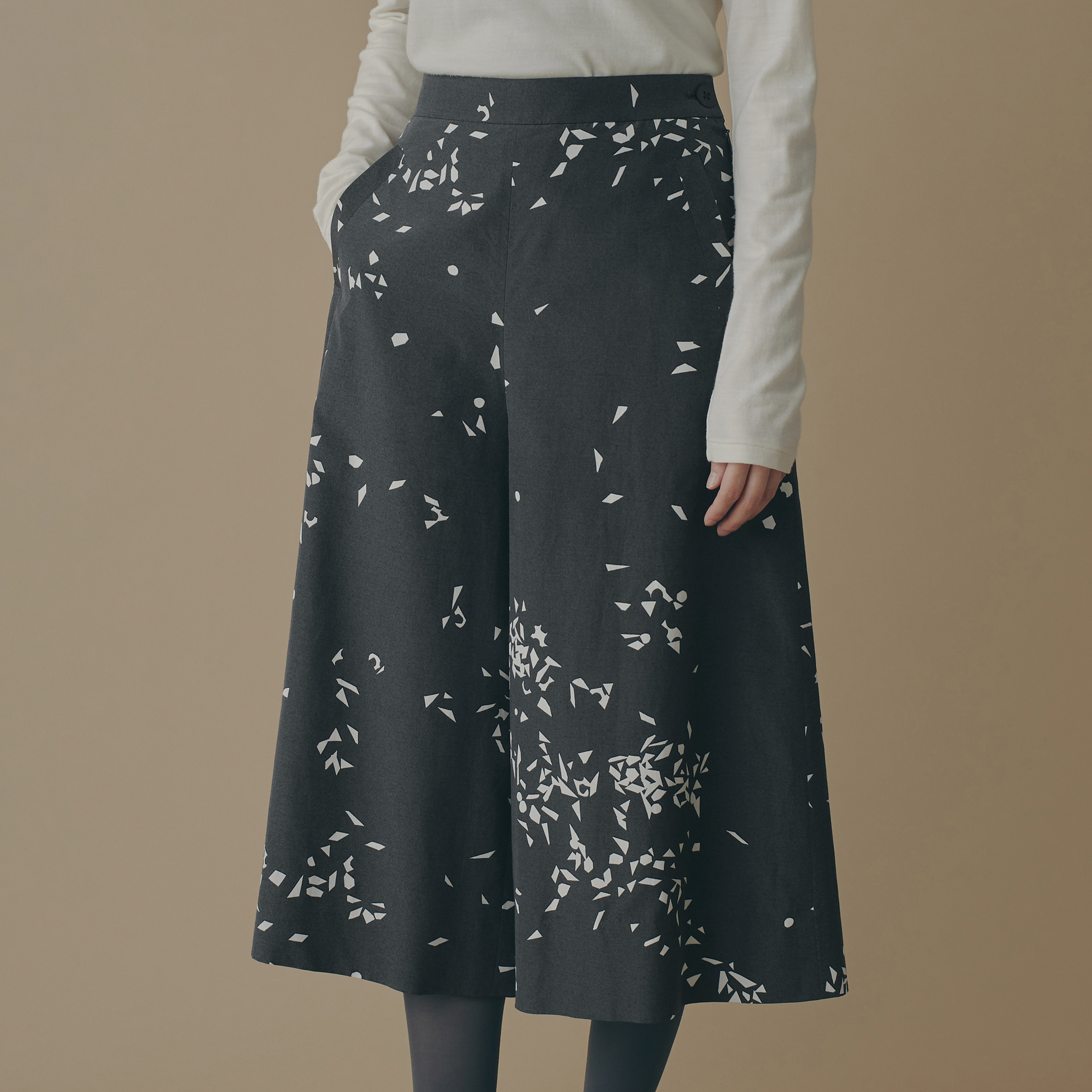 star snow キュロットパンツ - minä perhonen