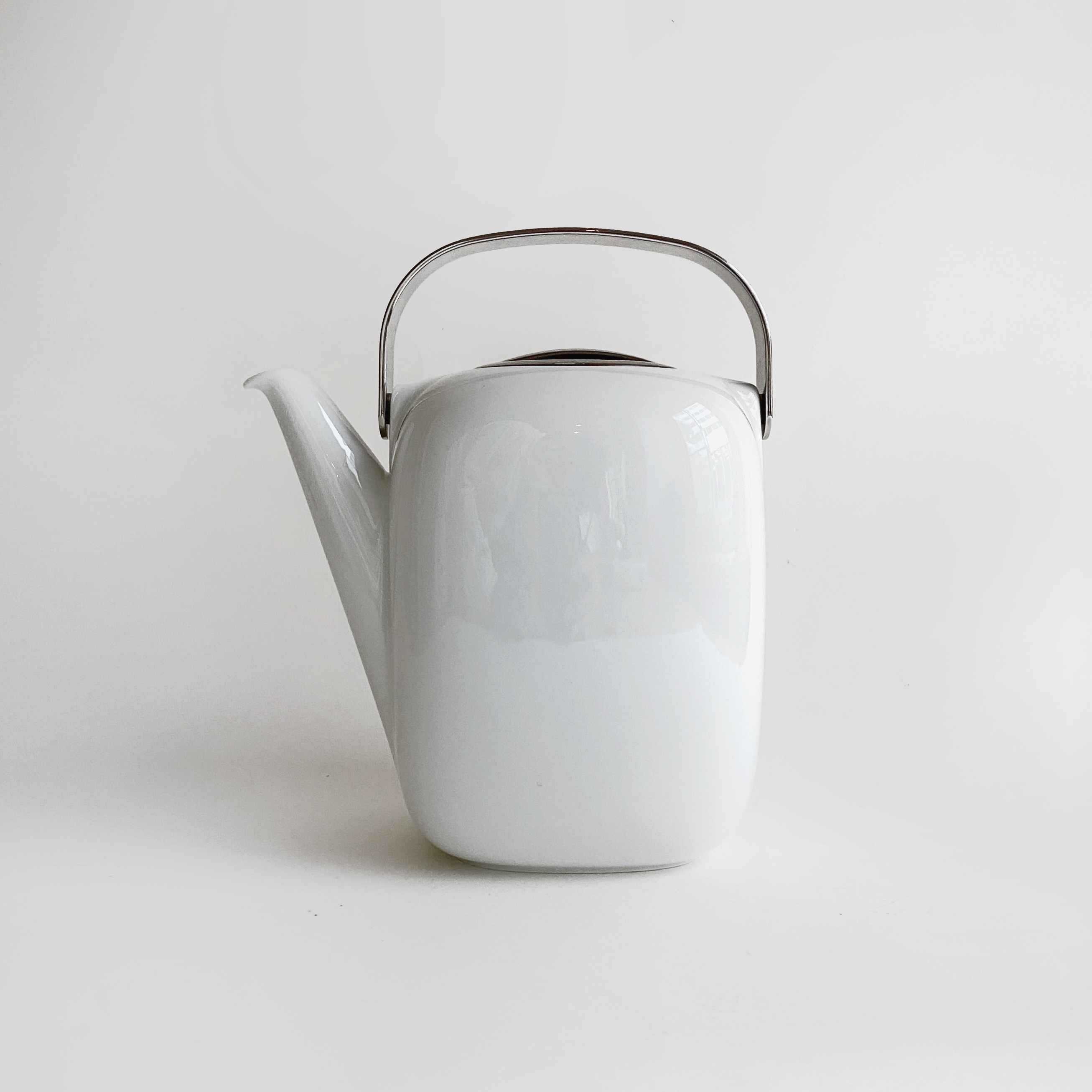 Suomi / Silver Trim Coffee Pot - minä perhonen
