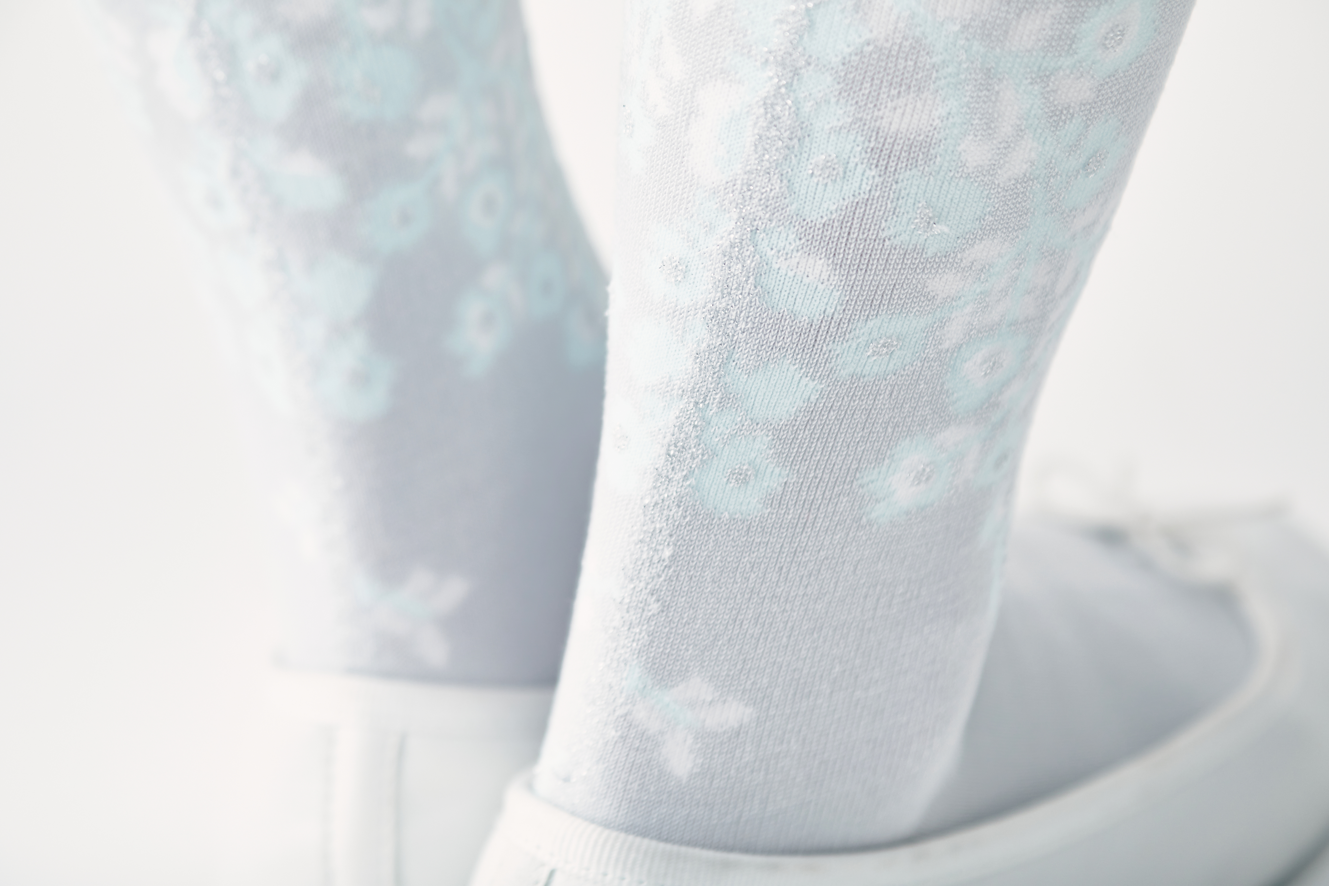 新品未使用　ミナペルホネン　ハイソックス　花柄 mina perhonen（花柄 ・ ソックス）のフリマアイテム一覧