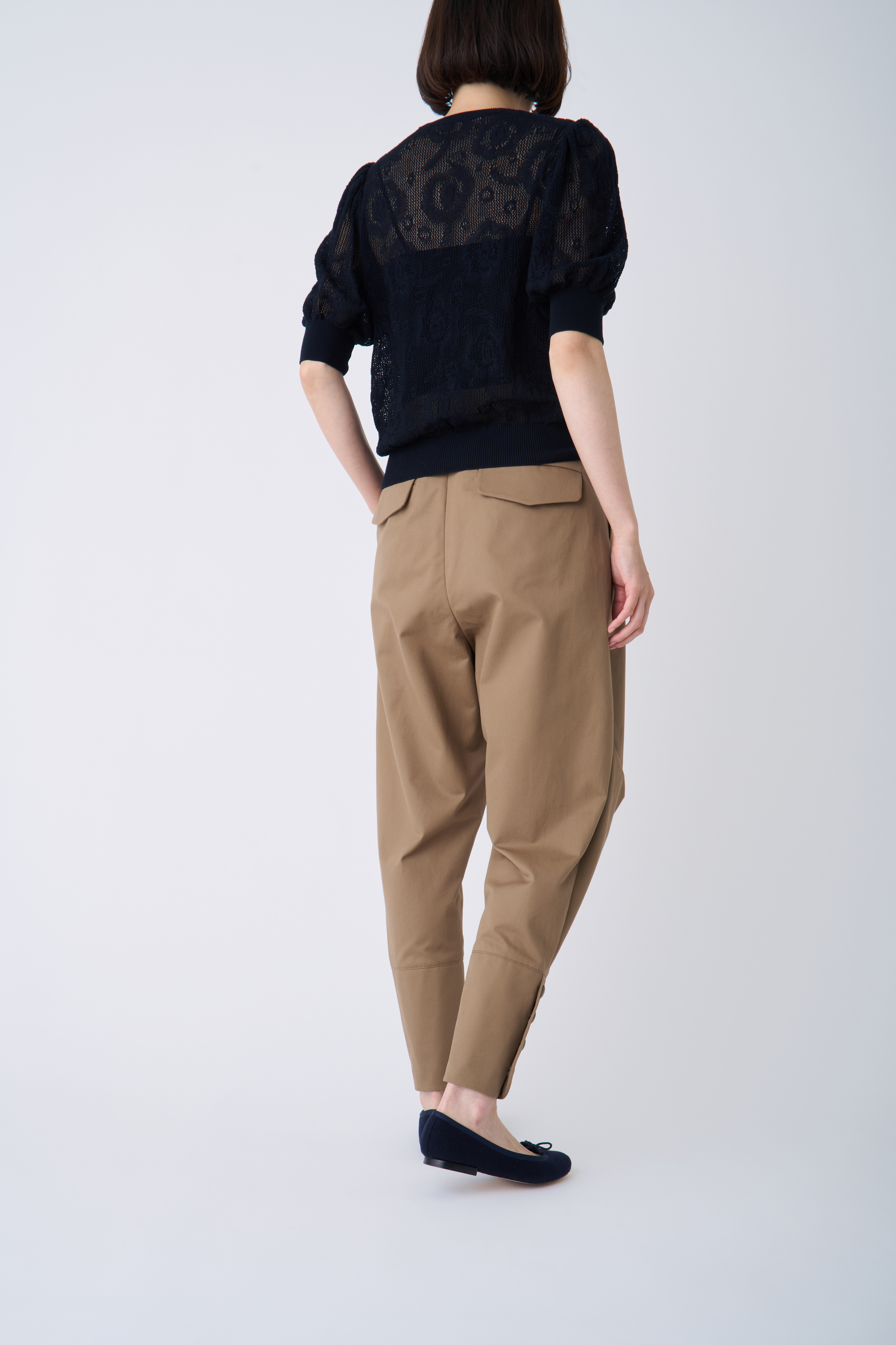 ミナペルホネン　フィールカジアルパンツ mina perhonenのパンツを使った人気ファッションコーディネート