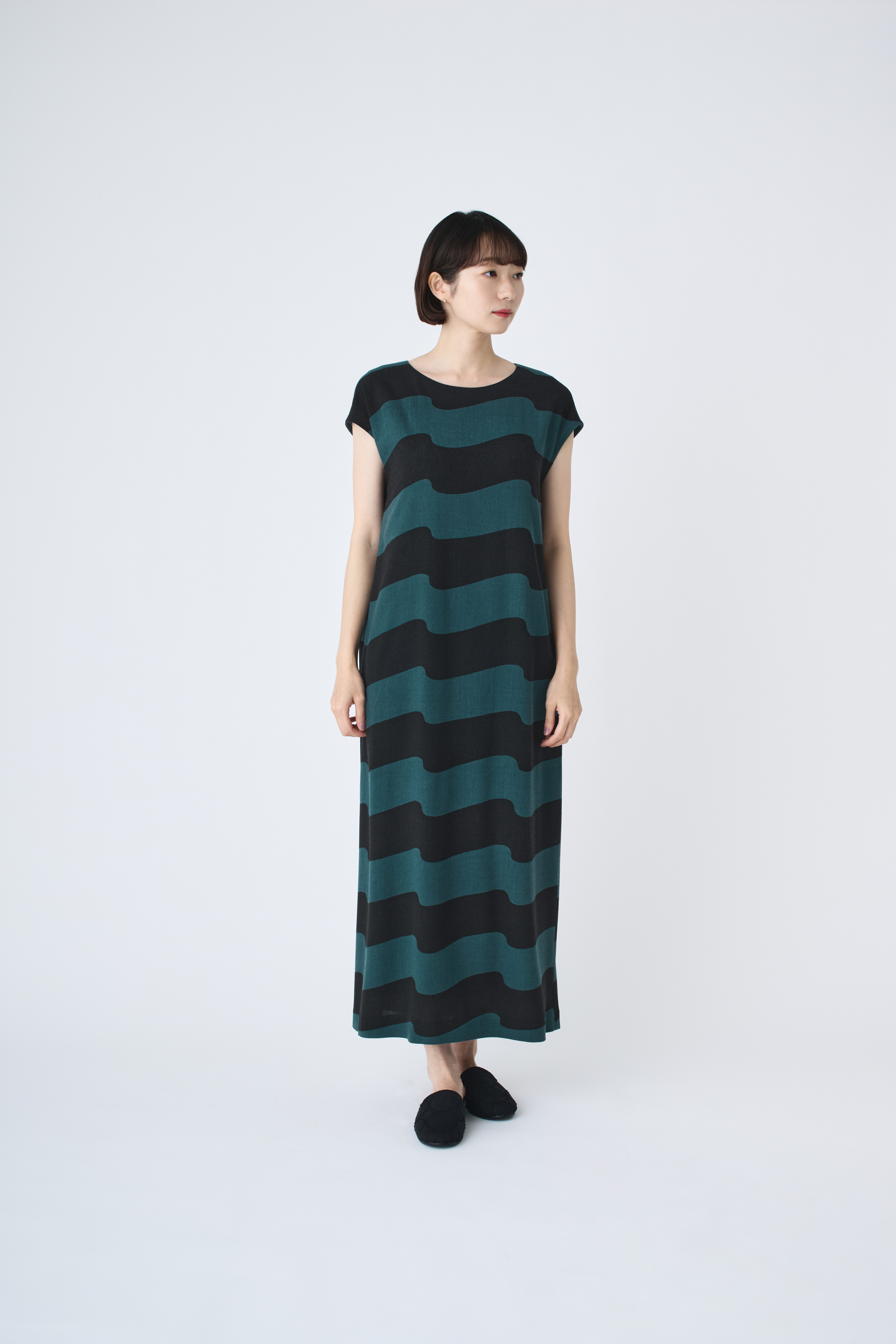 ミナペルホネン going フレンチスリーブドレス ミナペルホネン going フレンチスリーブドレス ミナペルホネン