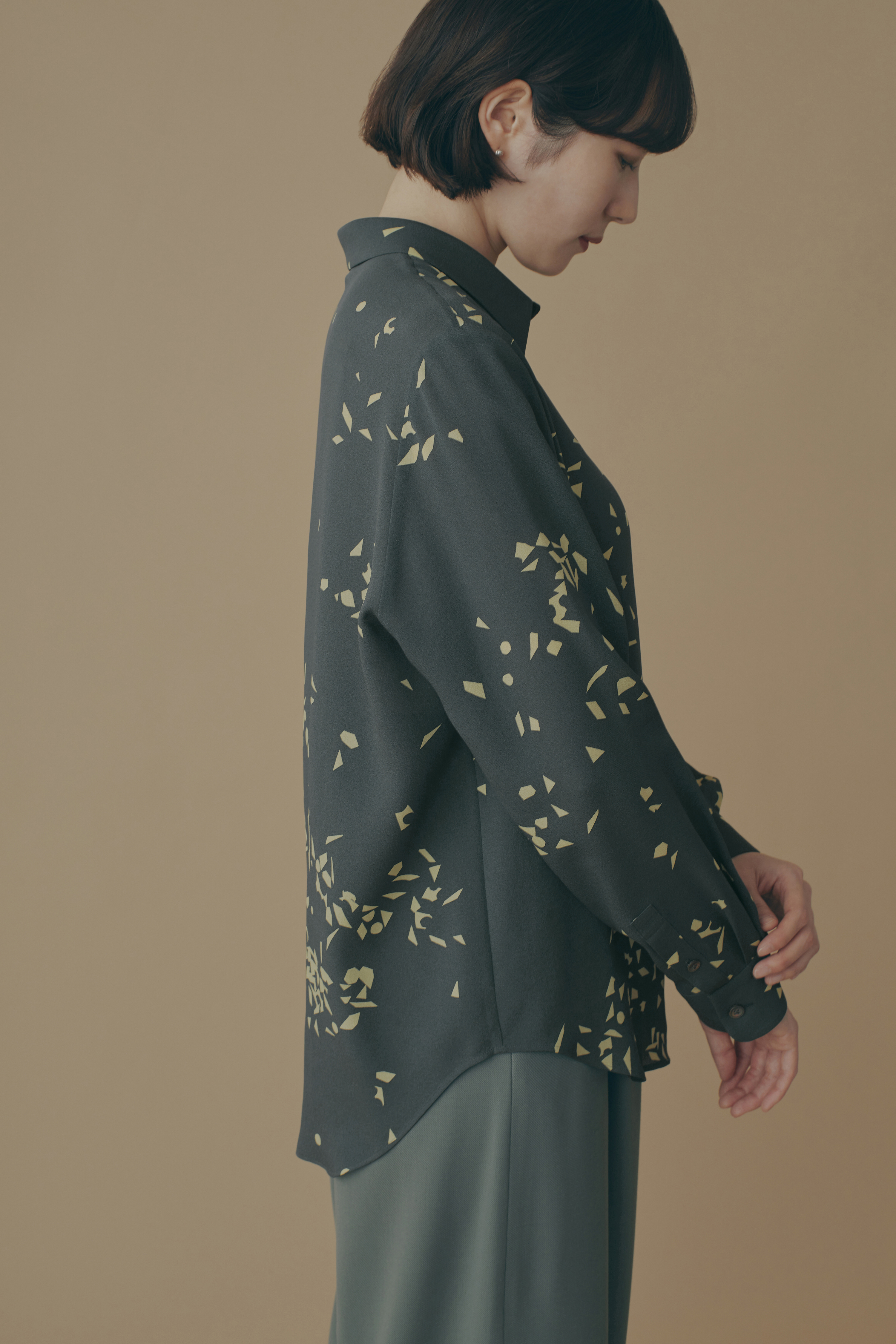 ミナペルホネン スターダートカラーブラウス　黒 ミナペルホネン スターダートカラーブラウス 黒 mina perhonen