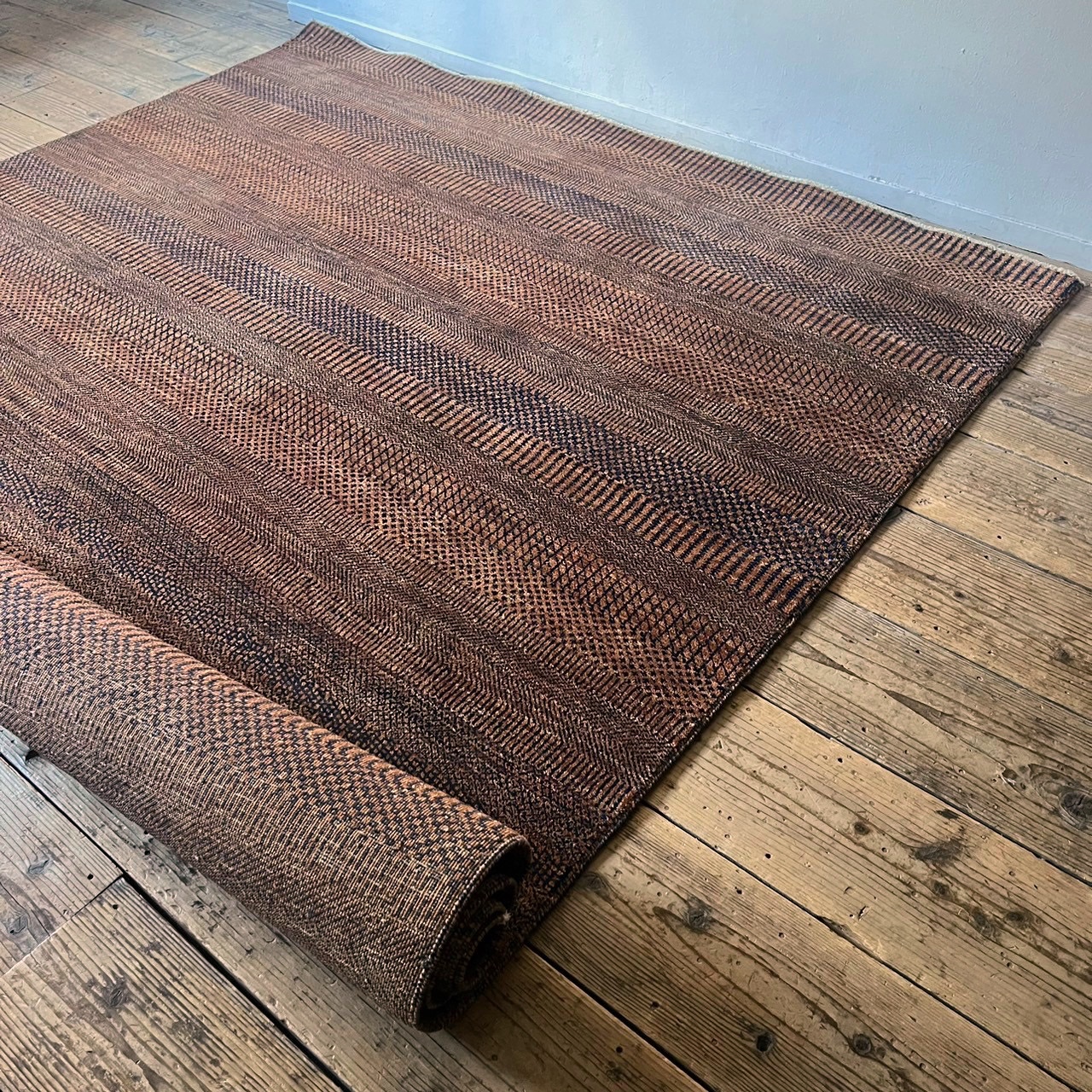 Vintage Turkish Rug - minä perhonen