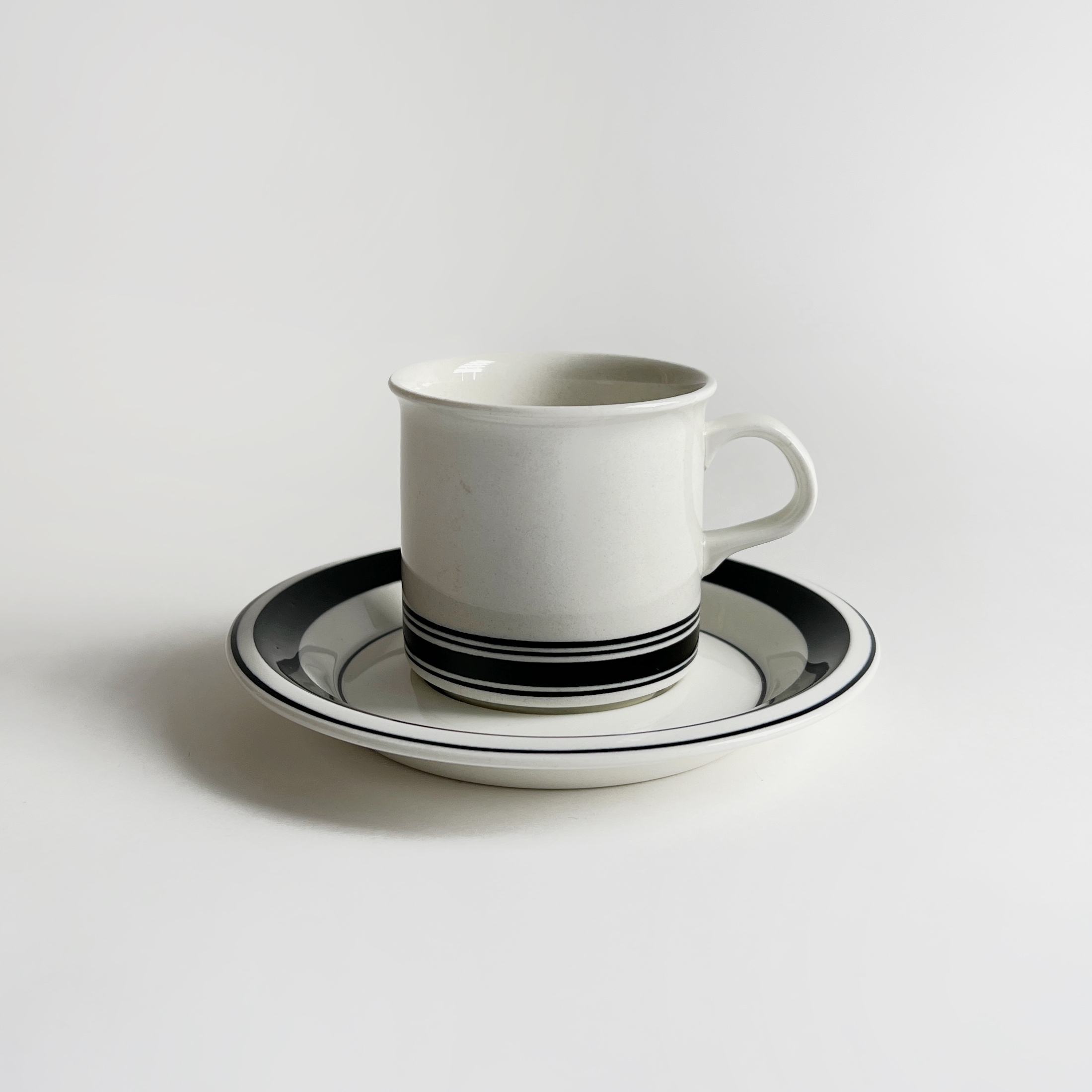 Faenza Demitasse Cup With Saucer - minä perhonen