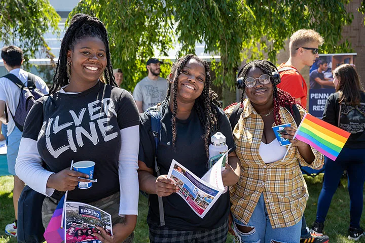 Photo of students at an involvement fair