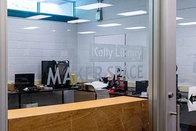 Photo of an empty Maker Space room in Kelly Library
