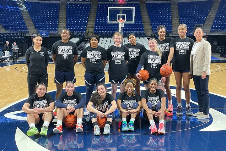 Photo of the Lehigh Valley women's basketball team