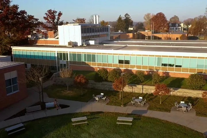 Aerial photo of a residence hall exterior at Penn State DuBois