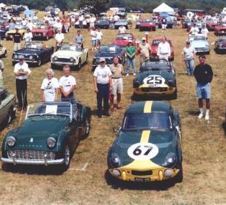 ADU 4B in the USA in 2002 whilst in the custodianship of Vern Brannon (929 HP Le Man TRS behind) Picture courtesy of Howard Baugues ADU 4B in the USA in 2002 whilst in the custodianship of Vern Brannon (929 HP Le Man TRS behind) Picture courtesy of Howard Baugues