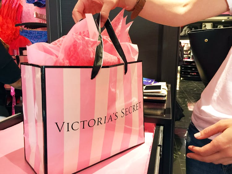 Victoria's Secret: FREE Tote With Any Purchase + FREE Shipping w/ $40 Order  (9PM-3AM EST)