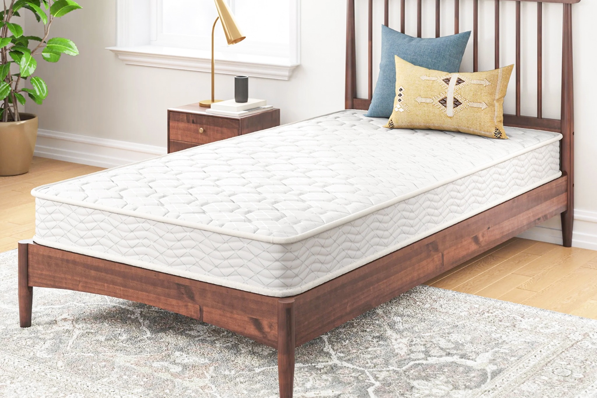 https://images.ctfassets.net/nie44ndm9bqr/5T4WKHhvUGRsFr5Br493Uu/1ac6ac9f3dfa6b58e2f79b429b1bc917/walmart-zinus-slumber-full-mattress.jpg