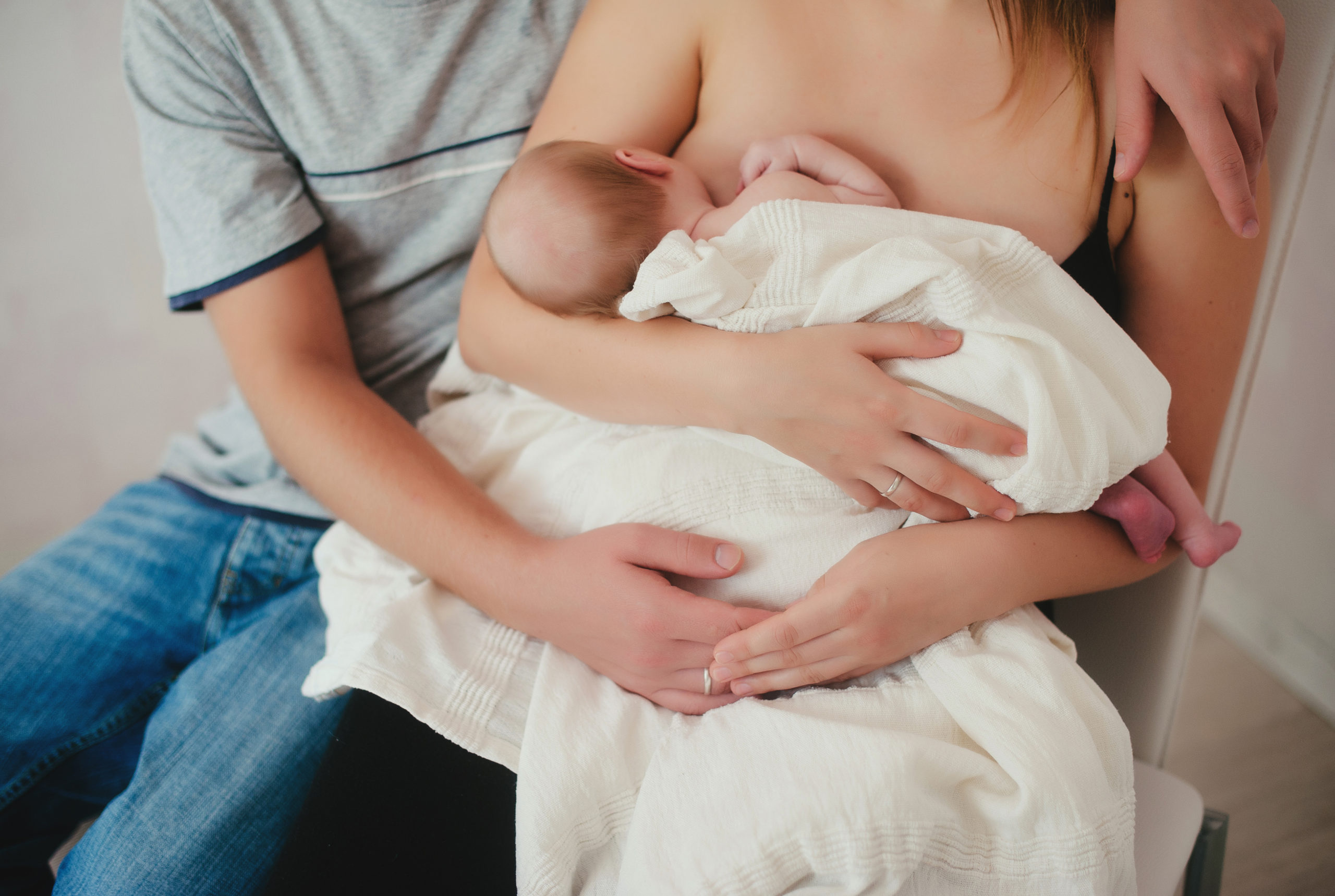 13 Breastfeeding Must Haves to Help Make Nursing & Pumping Easier
