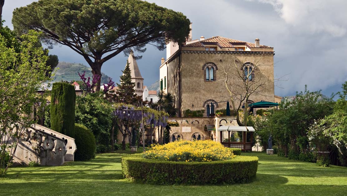 amalfi-villa_cimbrone_gardens-1112x630.jpg
