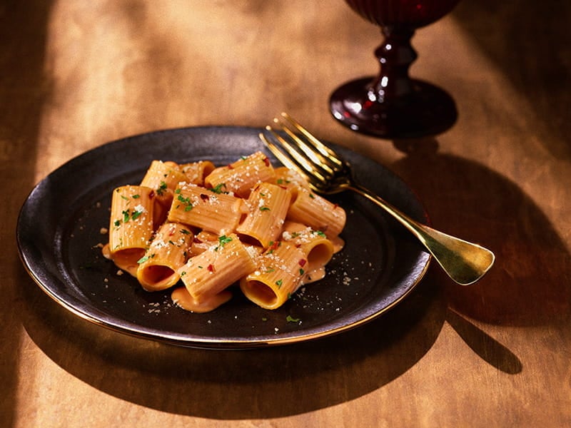 Al Bronzo® Mezzi Rigatoni Pasta Spicy Vodka Sauce Recipe | Barilla