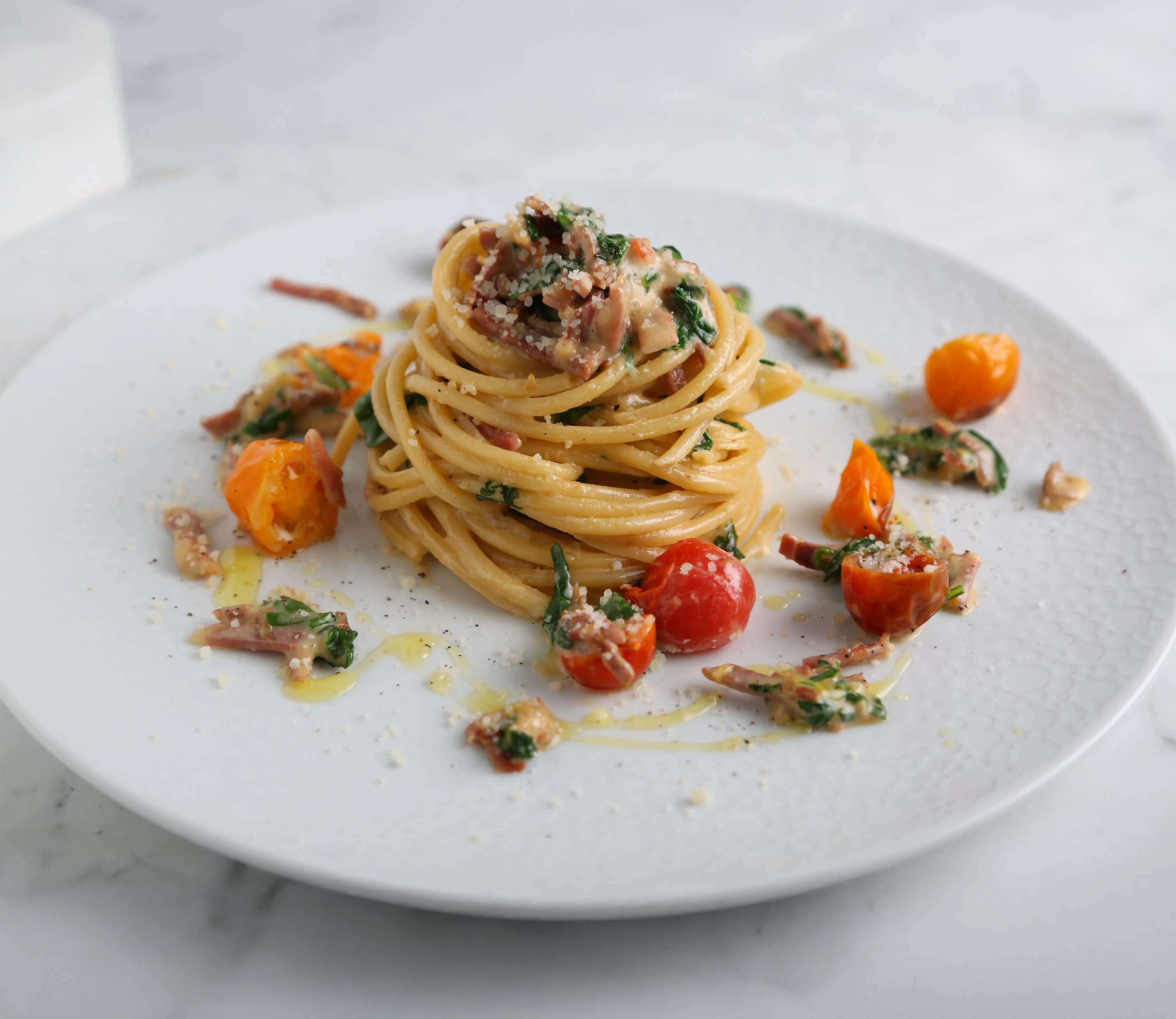 Bucatini with prosciutto and arugula | Barilla