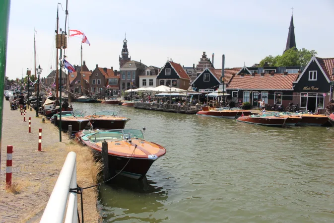 Weekend weg Amsterdam Volendam Noord-Holland water boten dorp Nederland