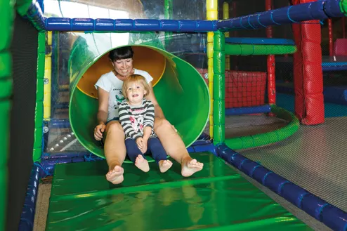 facilities-indoor-playground-slide-europarcs-zuiderzee