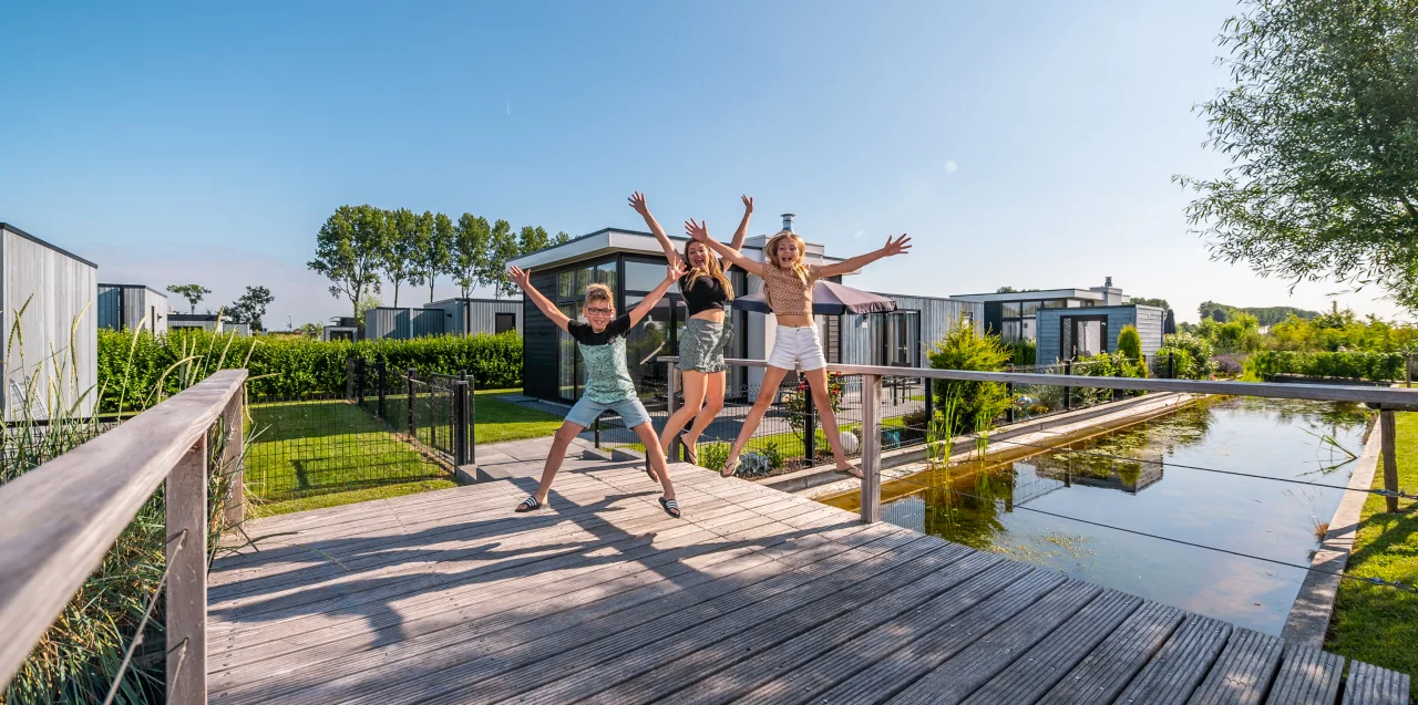 Bad Meersee family jump joy bridge kids mother