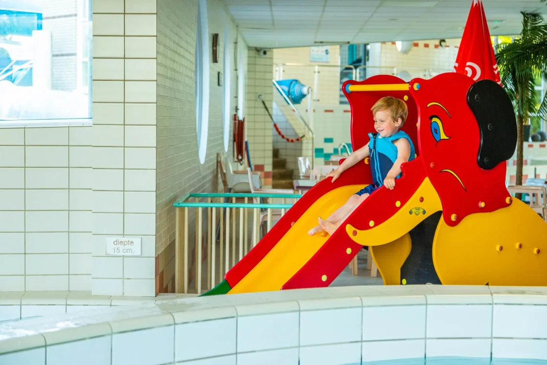 Toddler friendly holidays - toddler indoor pool with slade and baby box at holiday park EuroParcs IJsselmeer